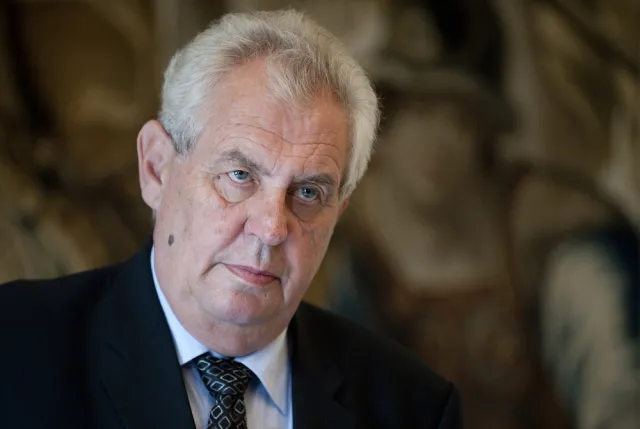 Prezydent Czech wyszedł ze szpitala