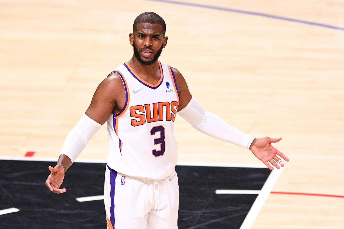Chris Paul kontuzjowany. Koszykarza Suns czeka długa przerwa