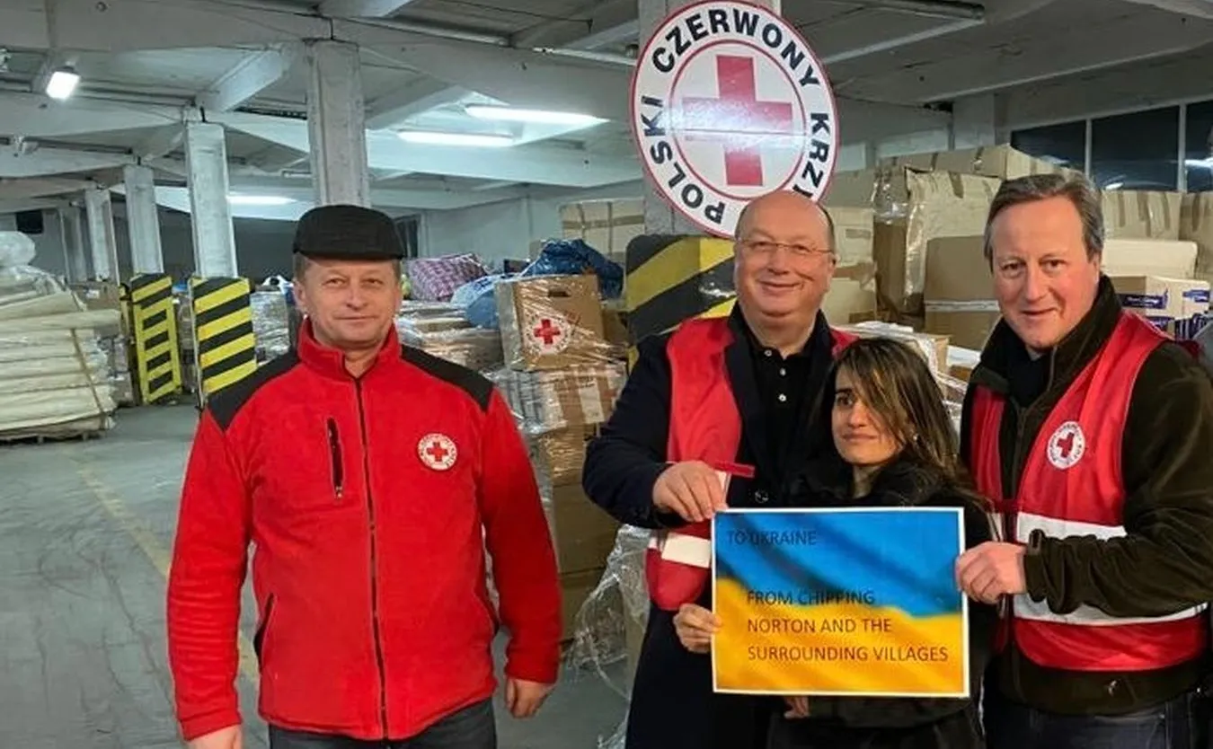 Były premier Wielkiej Brytanii Cameron w Polsce. Przywiózł pomoc humanitarną dla Ukraińców