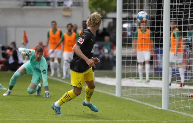 Dwa gole Brandta. Borussia Dortmund wicemistrzem Bundesligi