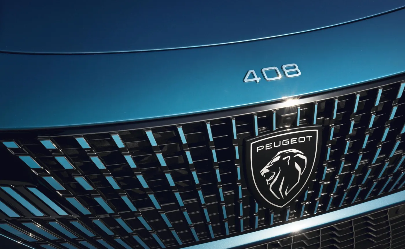 Nowy Peugeot 408 zaskoczy nie tylko stylem i napędem. To nowy gatunek samochodu
