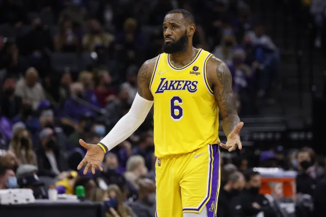 NBA. LeBron James i Kevin Durant wybrali składy na Mecz Gwiazd