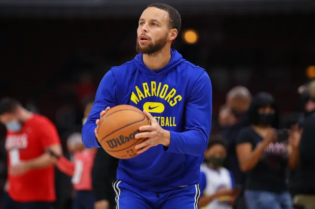 NBA. Stephen Curry przełamał strzelecką niemoc