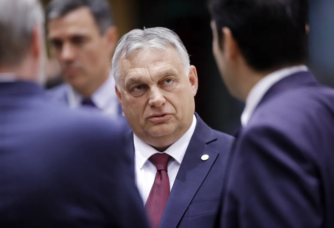 Doradca premiera Węgier: UE powinna przestać nakładać sankcje na Rosję