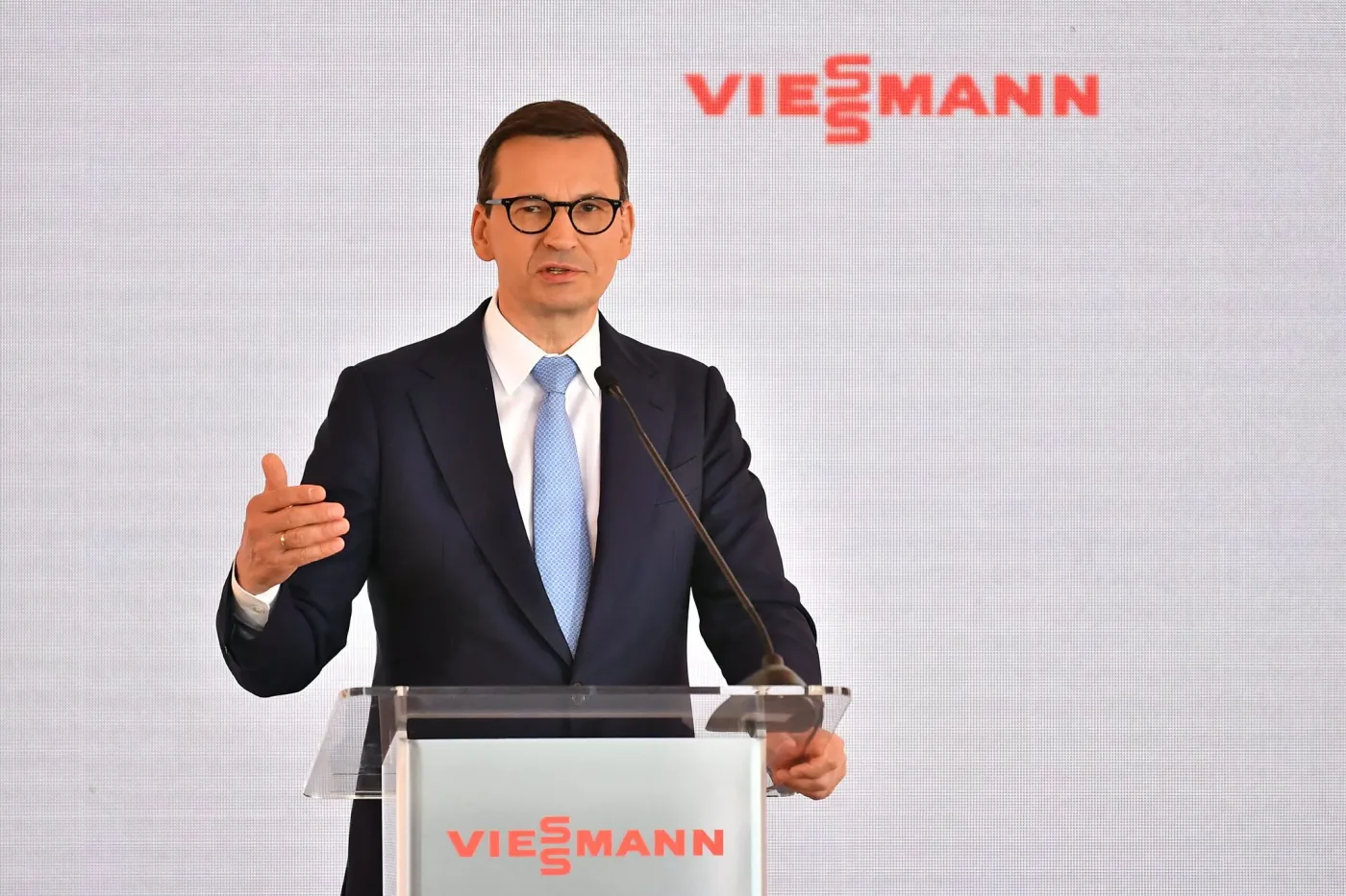 Zaskakujący wpis premiera o nowej niemieckiej inwestycji. "Jeszcze niedawno Polacy jeździli do Niemiec zbierać szparagi..."