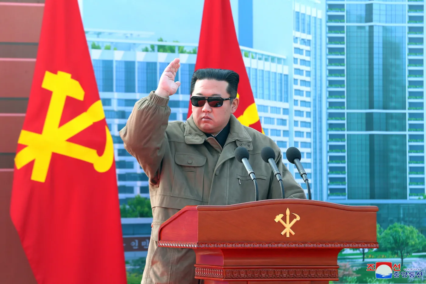 Korea Północna wyśle pracowników do odbudowy Donbasu? "Poważny krok w kierunku degradacji Rosji"