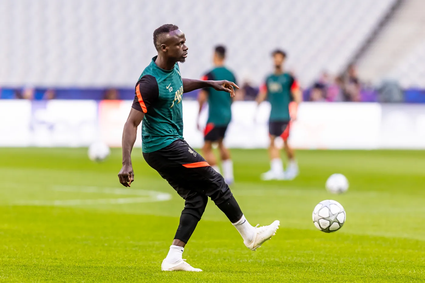Sadio Mane i Matthijasa de Ligta z golami w debiucie w barwach Bayernu [WIDEO]