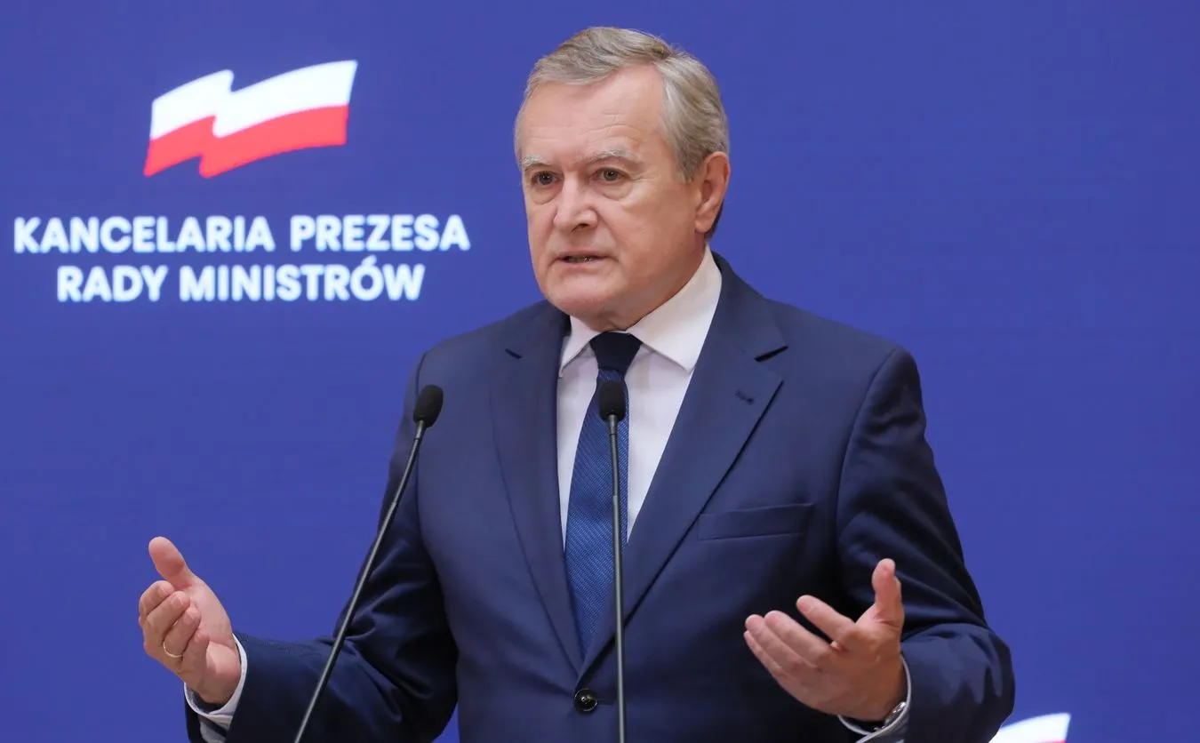 Gliński o zakupie kompleksu Schwanen: Został kupiony dla Polski, by jej służyć