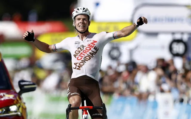 Jungels najszybszy na 9. etapie Tour de France. Pogacar wciąż liderem