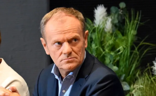 Zatrucie Odry. Tusk do premiera, prezydenta i prezesa PiS: Wróćcie z wakacji, natychmiast!