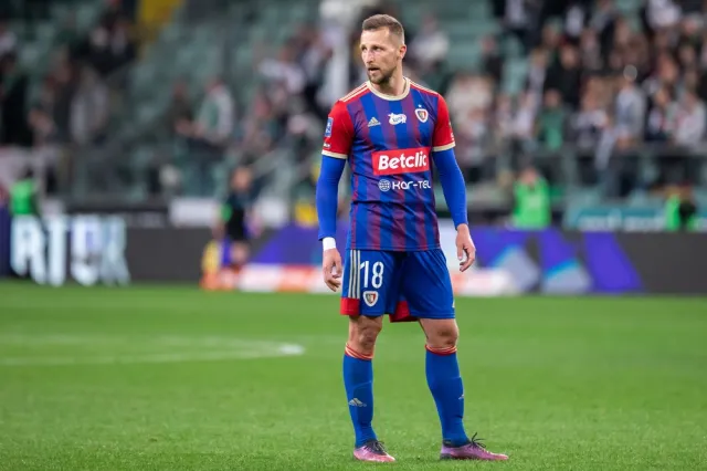 Kamil Wilczek: Na piłkarzach Lecha ciąży duża presja