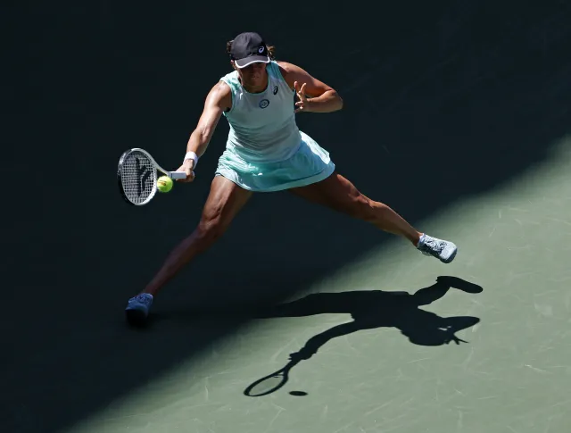 Hurkacz nigdy nie przeszedł 2. rundy US Open. Stephens na drodze Świątek