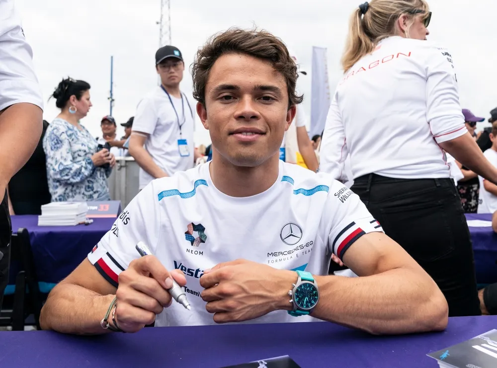 Nyck de Vries potwierdził negocjacje z zespołem Red Bulla