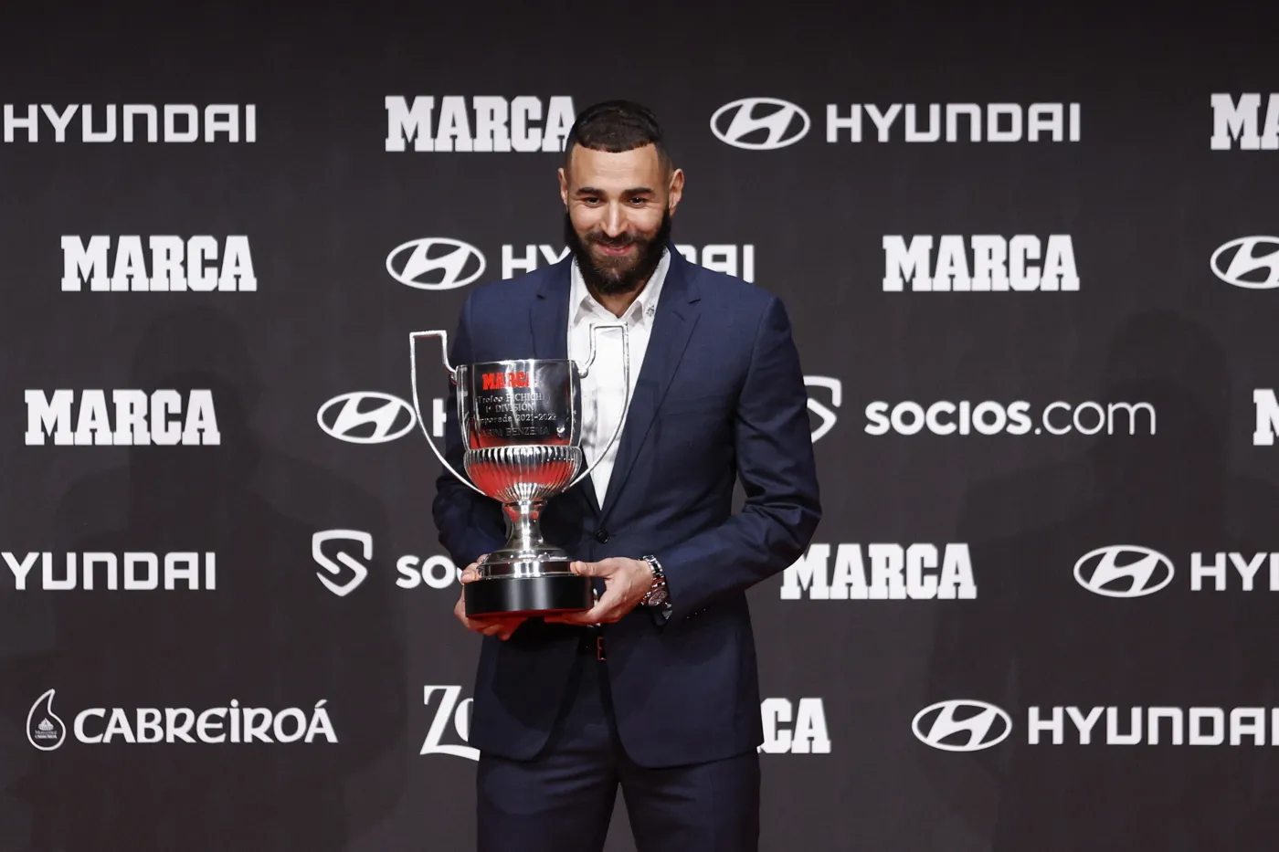 Powrót króla. Karim Benzema znów trenuje z Realem Madryt