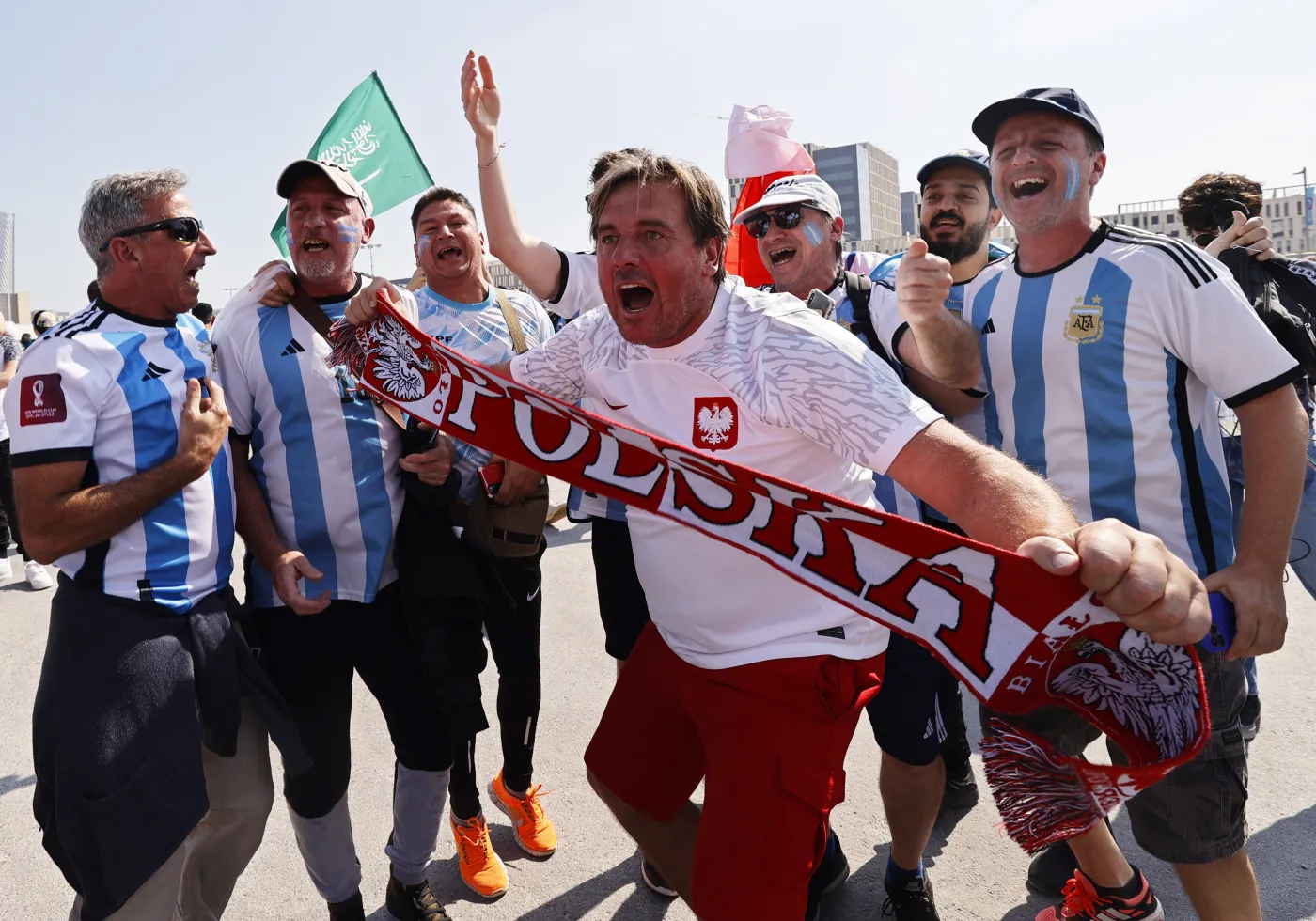 Polska policja będzie pomagać kibicom na mundialu w Katarze