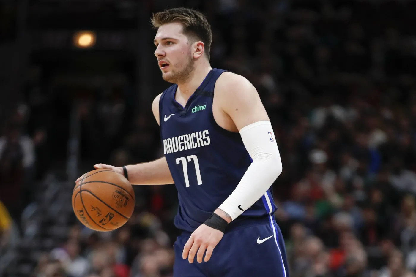 50. triple-double Doncica, 49 punktów Bookera [WIDEO]