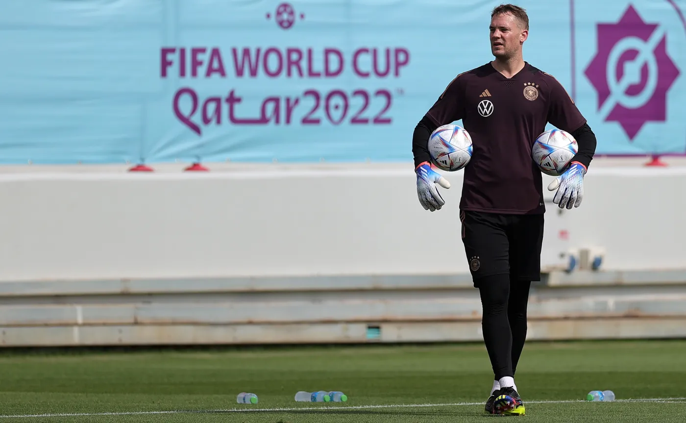 Manuel Neuer na mundialu będzie grał z tęczową opaską kapitana