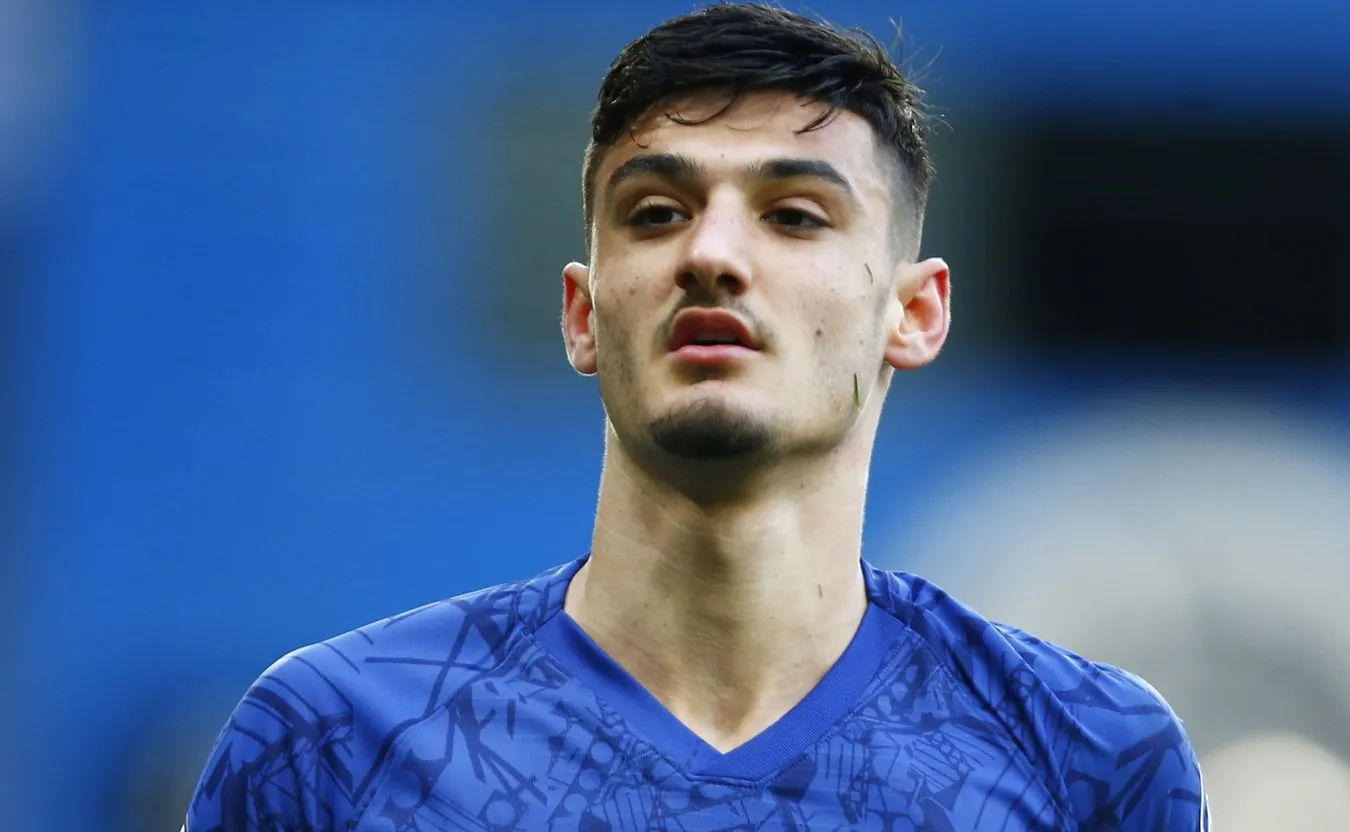 Napastnik Chelsea Armando Broja nie zagra do końca sezonu