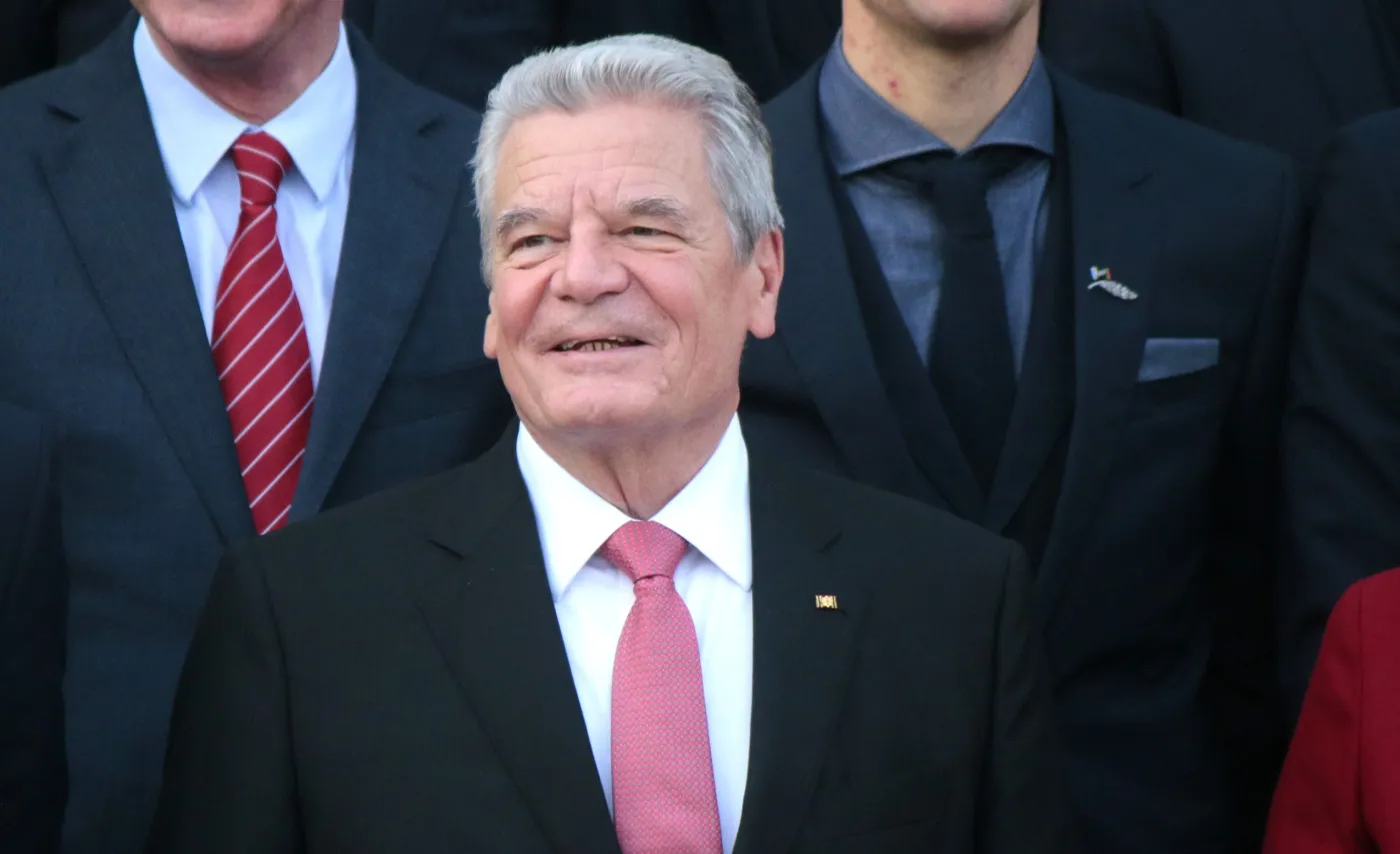 Były prezydent Niemiec o działaniach kanclerza Scholza wobec Ukrainy: Działa powoli, ale działa