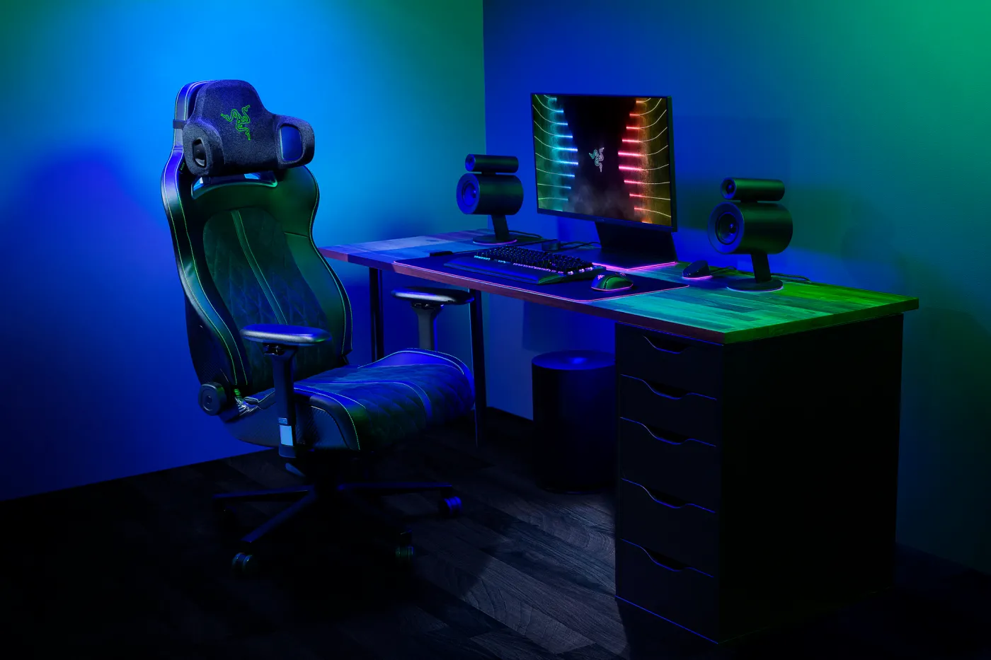 CES 2023: Razer przedstawia poduszkę, która "kopie" graczy oraz soundbar, jakiego nie było