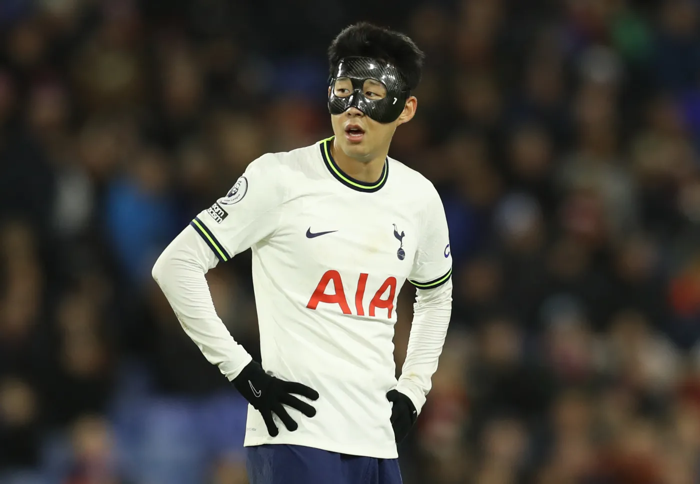Son Heung-Min przyznał, że słabo widzi piłkę, grając w masce