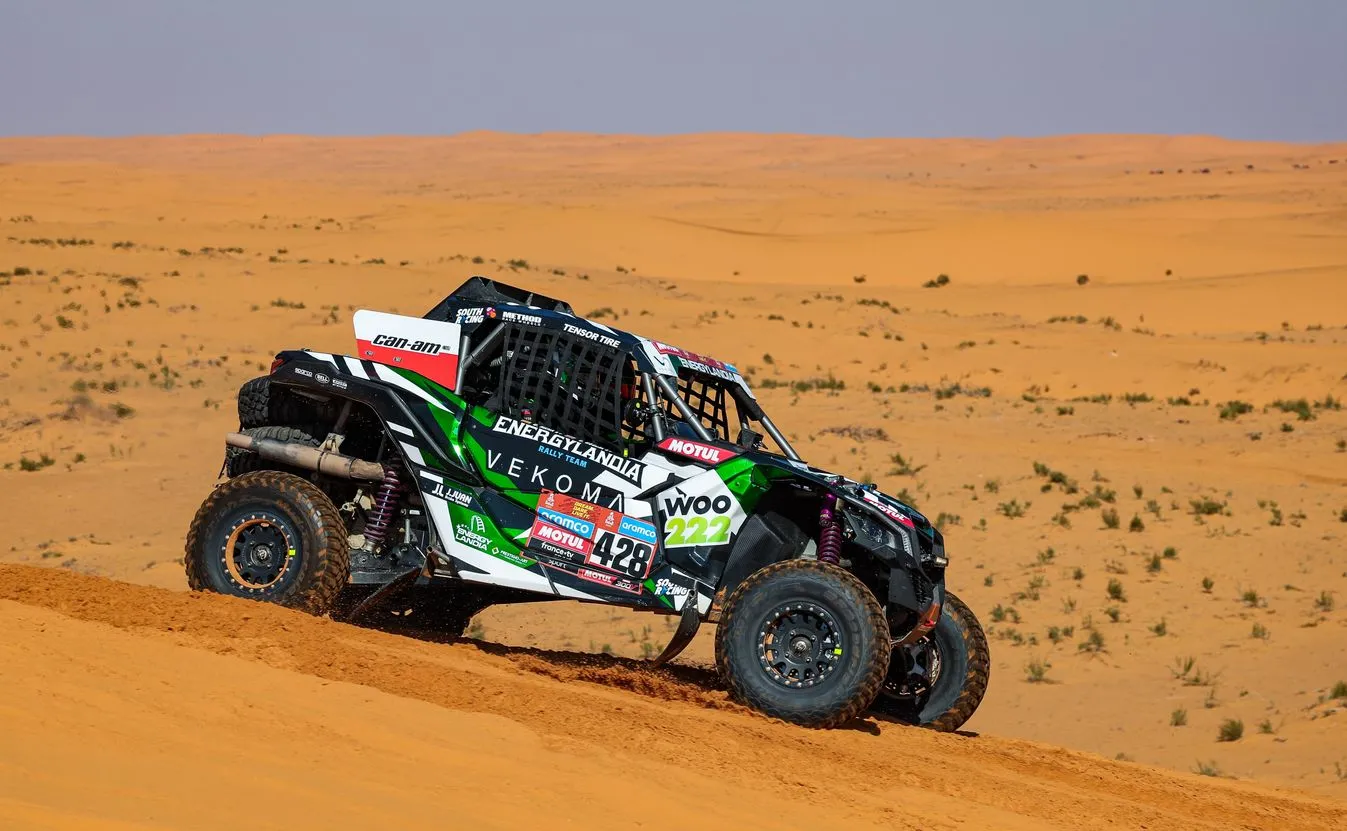 Rajd Dakar. Eryk Goczał najszybszy, odrabia straty do lidera