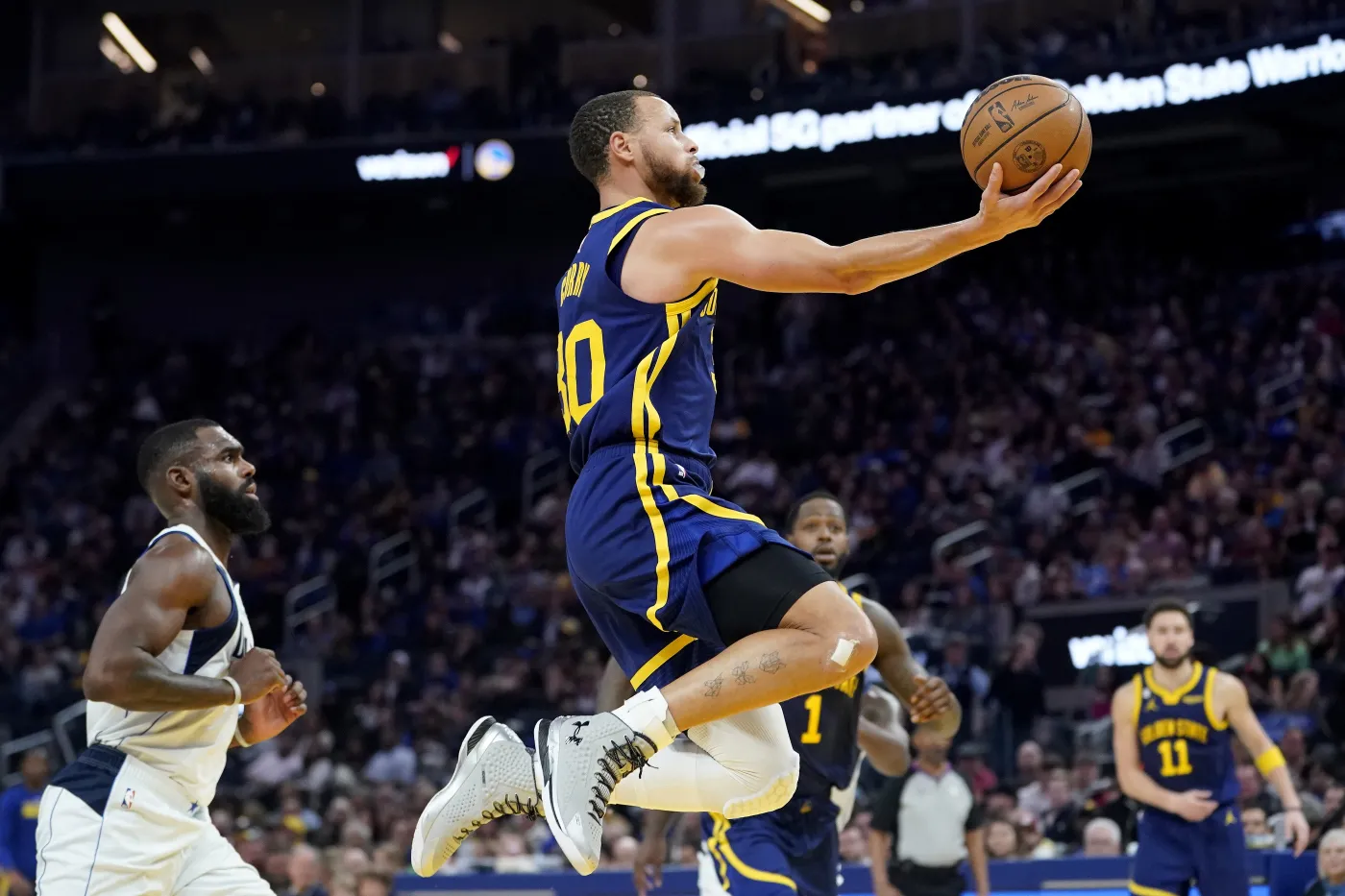 Dallas Mavericks - Golden State Warriors
