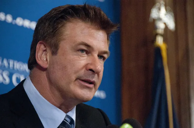 Alec Baldwin nie przyznaje się do nieumyślnego spowodowania śmierci na planie filmu "Rust"