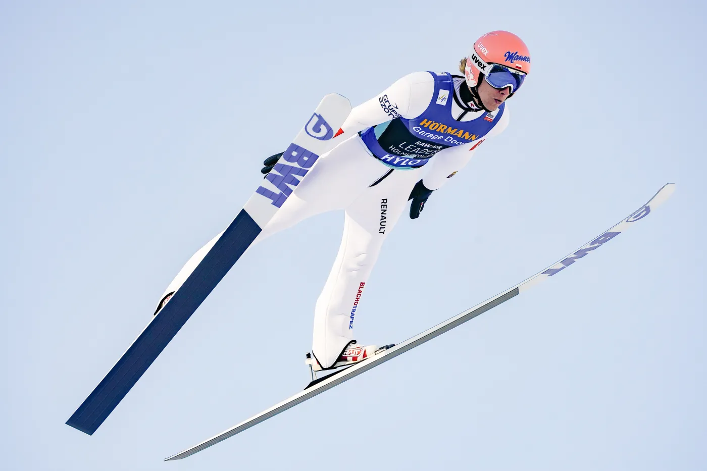 PŚ w skokach: Kubacki w niedzielę wskoczy na podium?