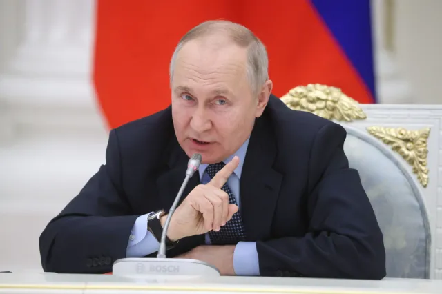 Paranoja Putina sięga zenitu? FSB konfiskuje paszporty rosyjskim elitom
