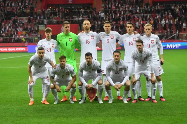 Lewandowski i jego koledzy z kadry dali wsparcie kobiecej piłce nożnej w Polsce [FOTO]