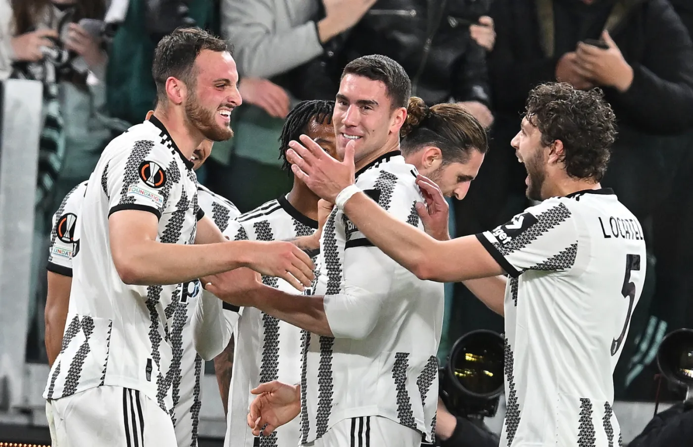 Cały stadion Juventusu otwarty na mecz z Napoli