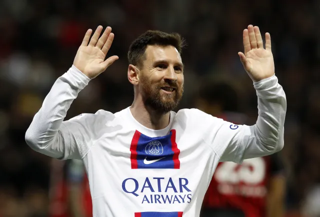Paris Saint-Germain przełamało złą passę i zachowało sześciopunktową przewagę [WIDEO]
