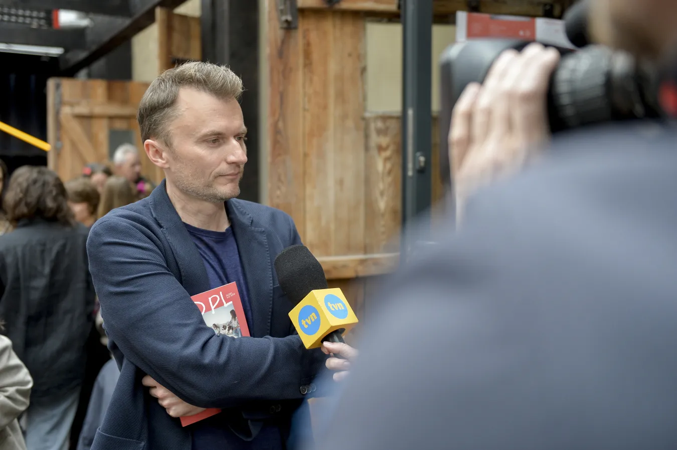 Jacoń aż zbladł na wizji... Ależ wpadka w "Szkle kontaktowym" TVN24!