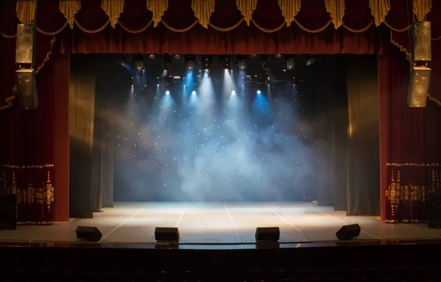 Nowe restrykcje w Polsce. Teatry, kina, muzea tymczasowo zamknięte