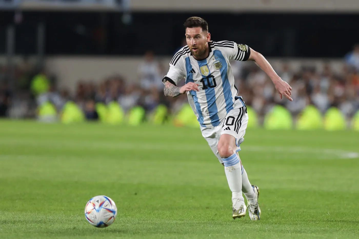 Lionel Messi w składzie Argentyńczyków na tournee po Azji