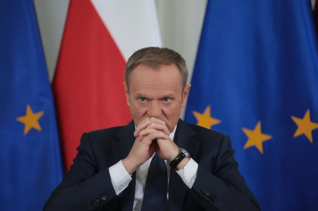 Tusk: Putin przygotowuje ofensywę. Twoje miasto też może stać się Buczą