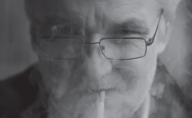 Pogrzeb Jerzego Pilcha źródłem koronawirusa? Miłoszewski: Noście k.... te maseczki