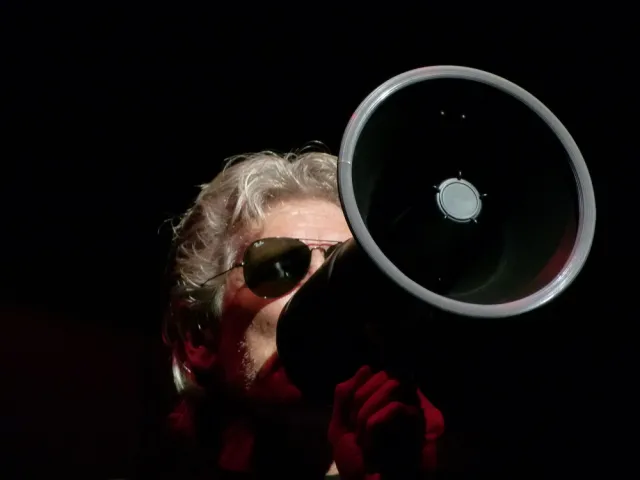 Roger Waters broni się przed zarzutami o podżeganie do nienawiści