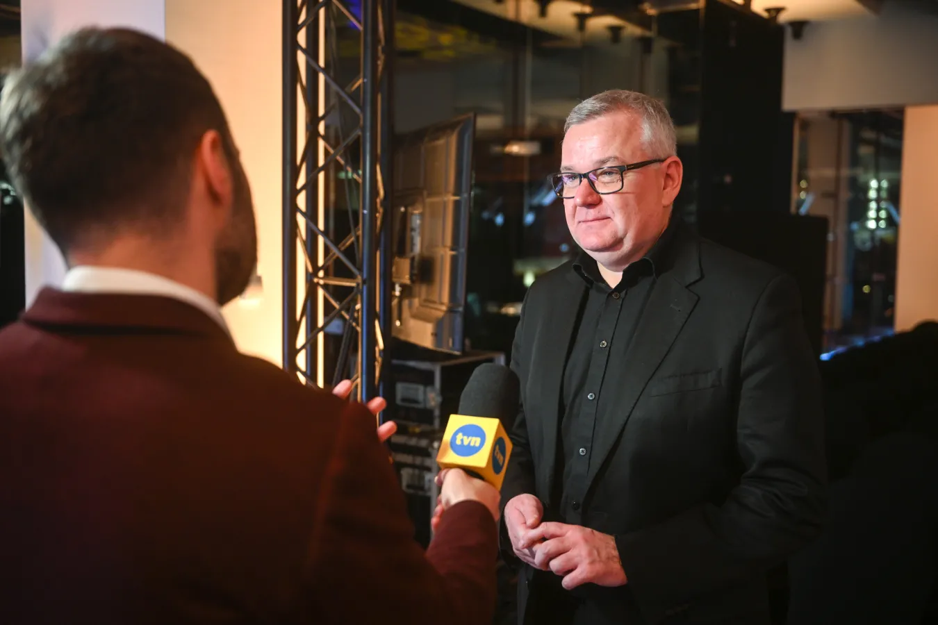 "Szkło kontaktowe" traci kolejnego satyryka. Po Daukszewiczu i Górskim odchodzi Artur Andrus