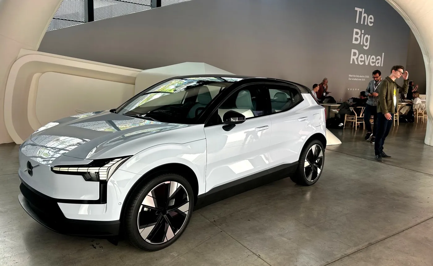 Volvo EX30