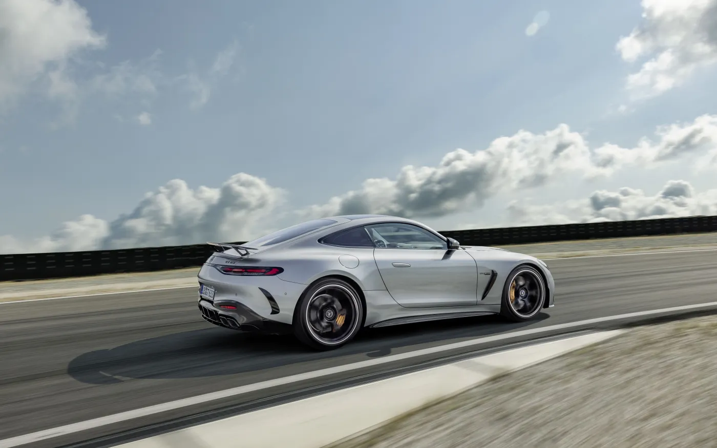 Nowy Mercedes-AMG GT Coupé
