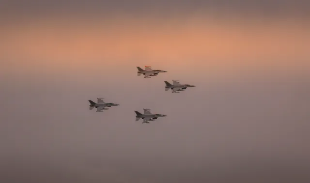 Polski instruktor: Jeśli Ukraińcy nie zastosują się do rad USA, to zobaczymy spadające F-16