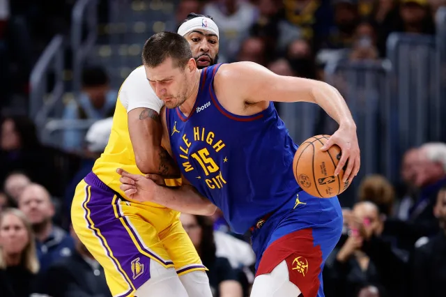 Liga NBA. Obrońcy mistrzowskiego tytułu sezon rozpoczęli od zwycięstwa