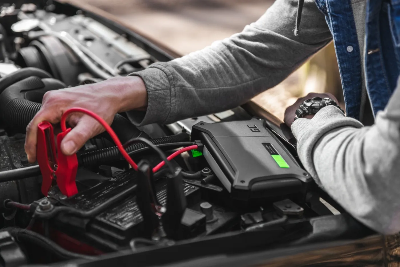 Jump starter zamiast odpalania kablami. GC PowerBoost obudzi martwy akumulator