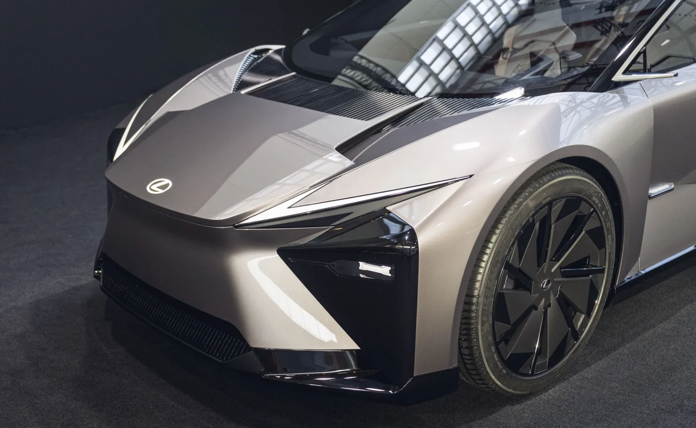 Lexus LF-ZC