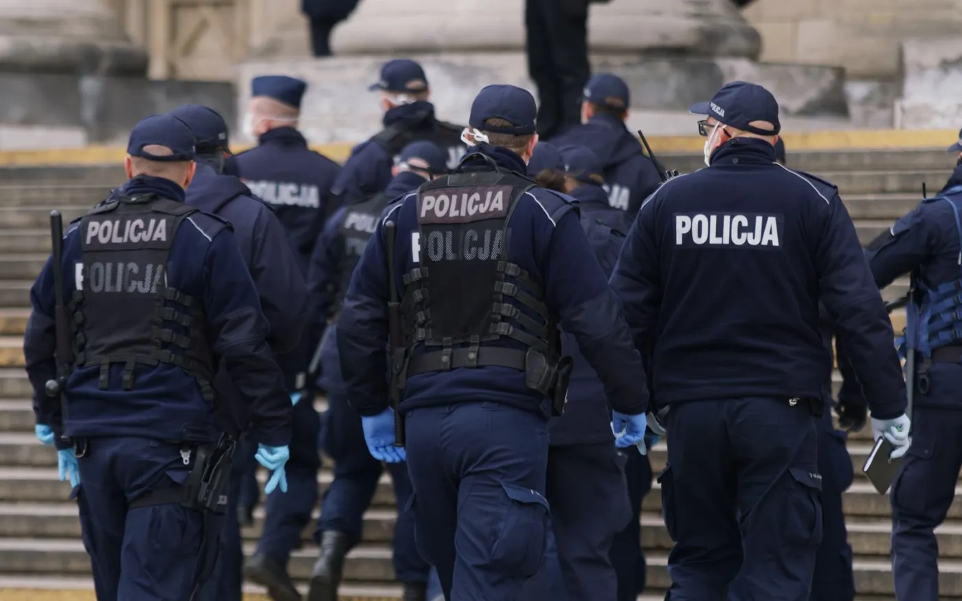 Bójka w Gdyni. Nietrzeźwi mężczyźni zaatakowali 28-latka
