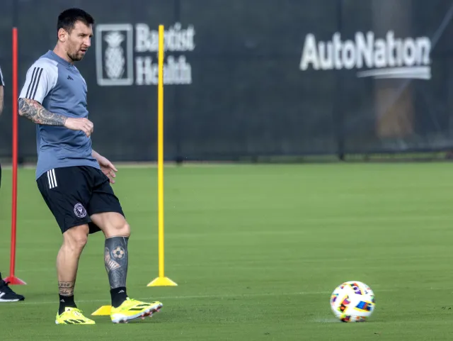 Lionel Messi najlepszym piłkarzem świata 2023 roku w plebiscycie FIFA