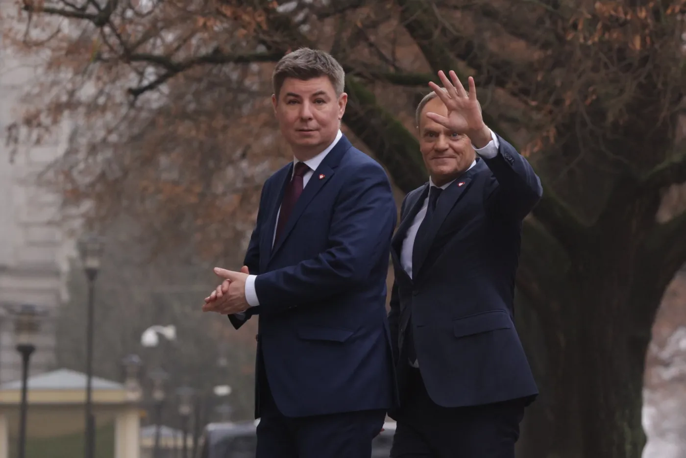 Awantura przed Sejmem. "Kamiński i Wąsik uczestniczą w działaniach hybrydowych przeciwko państwu"