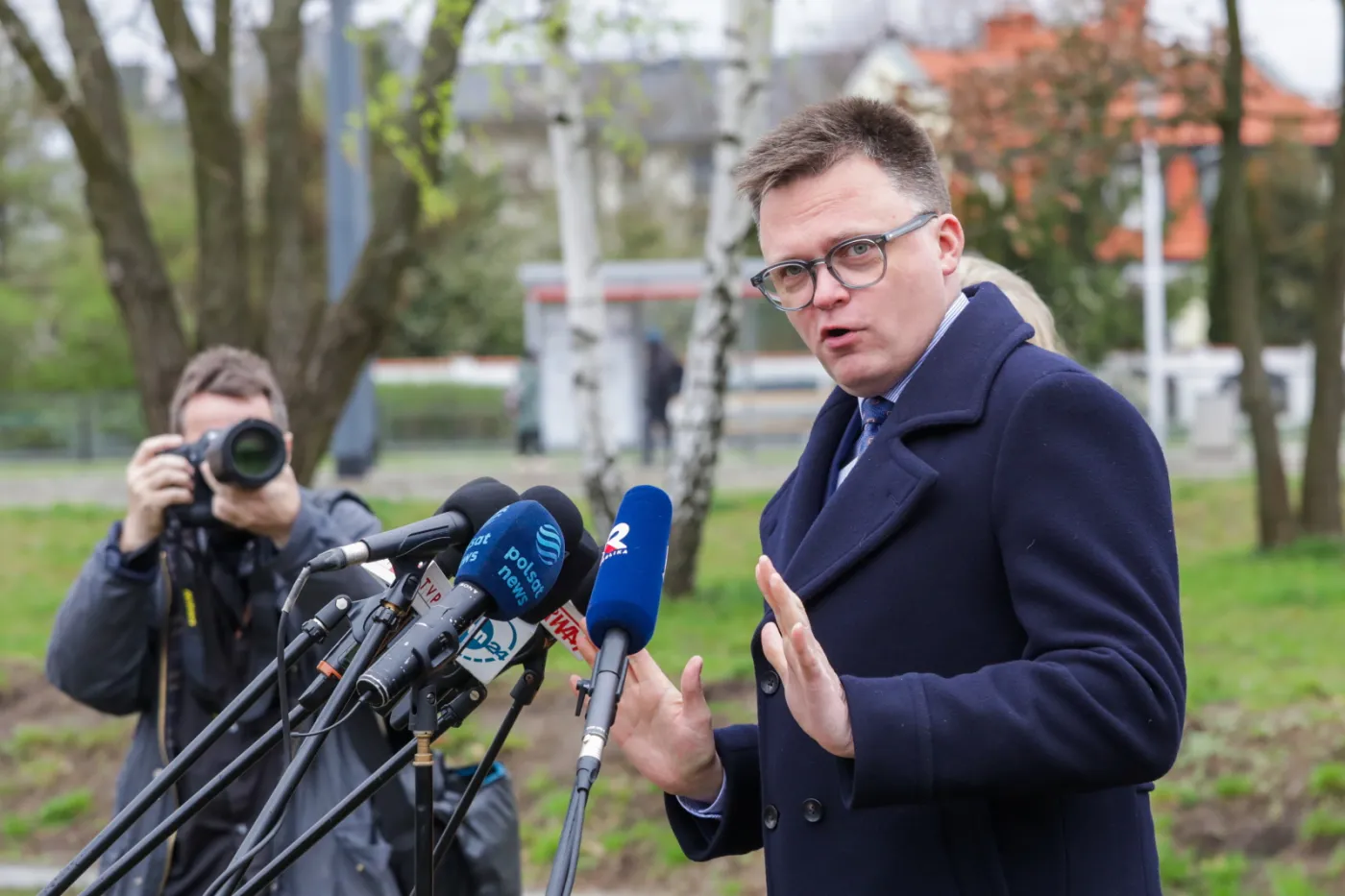 Polityk miał znęcać się nad żoną i synem. Partia Hołowni wycofuje poparcie w wyborach
